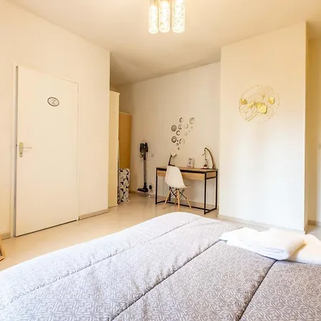 Apartment Lisboa F3 Centre-ville Clermont-fd C *